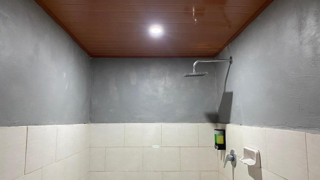 Gelih Cottage Batununggul Esterno foto