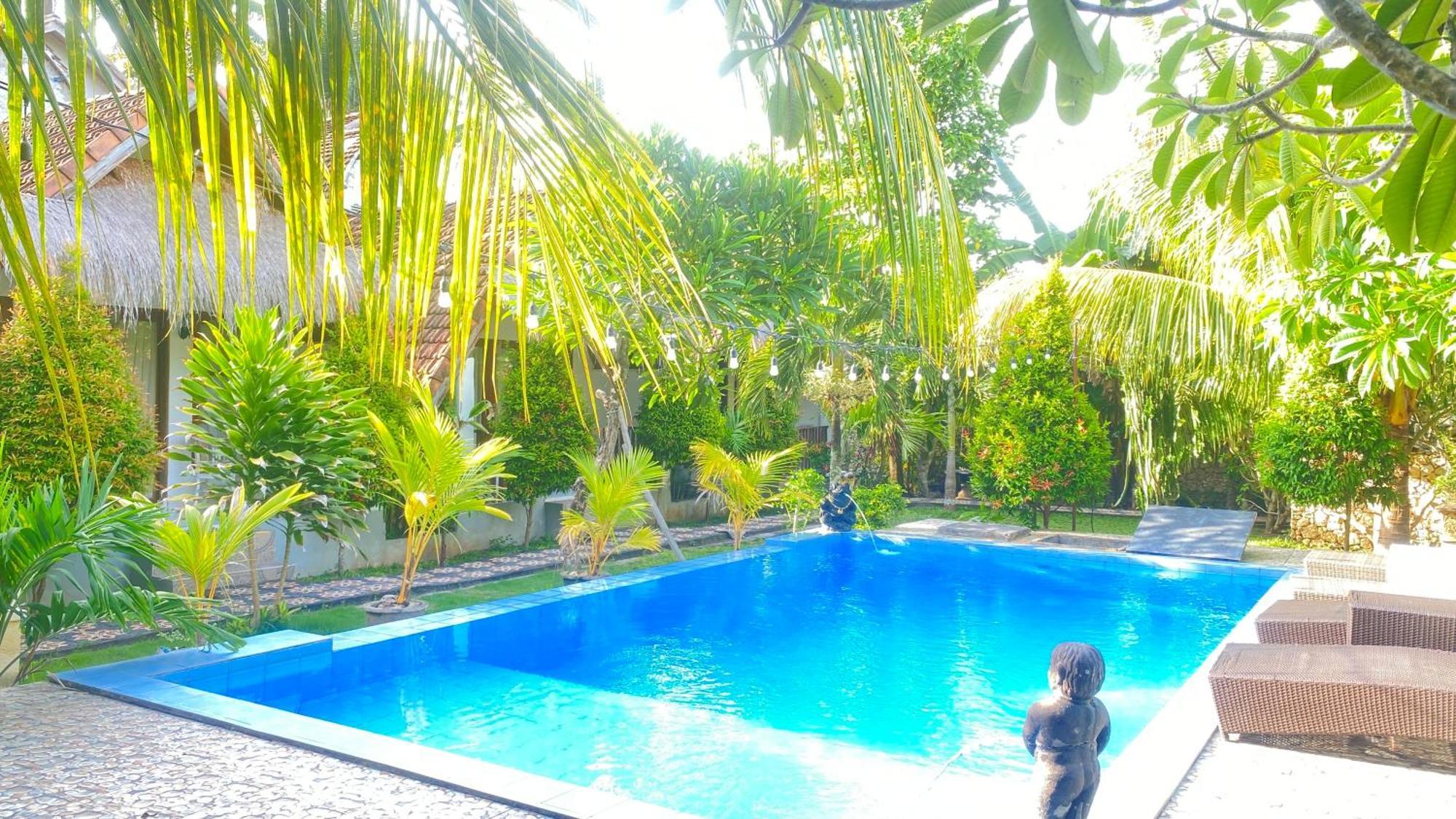 Gelih Cottage Batununggul Esterno foto